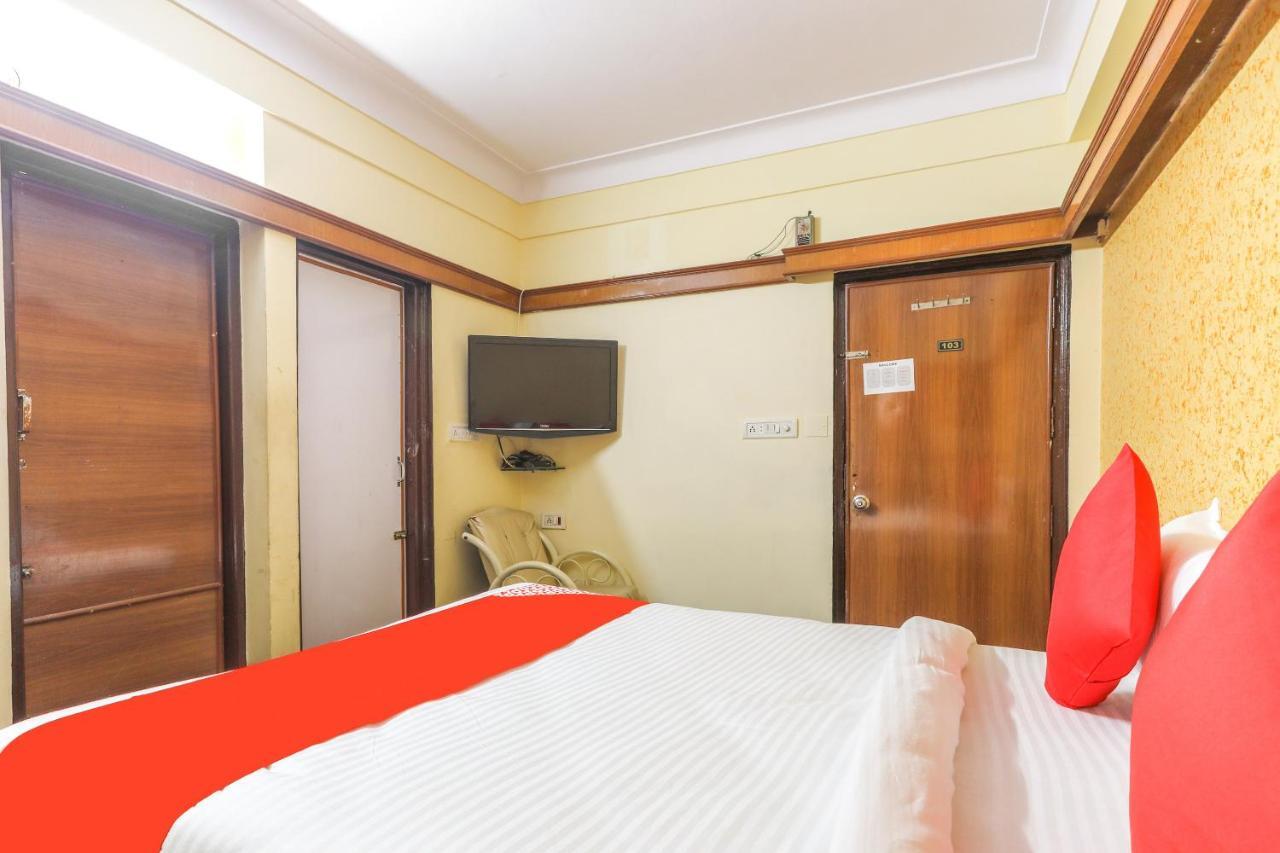 Oyo 62194 Pleasure Palace Hotell Indore Eksteriør bilde
