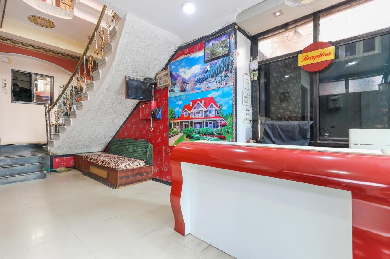 Oyo 62194 Pleasure Palace Hotell Indore Eksteriør bilde
